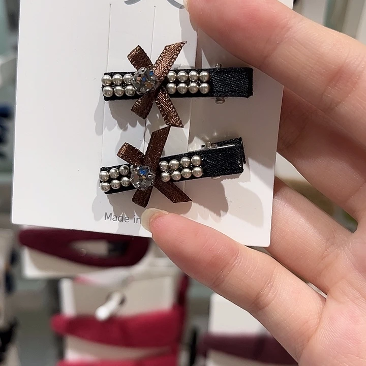 布艺铁合金咖色蝴蝶结鸭夹