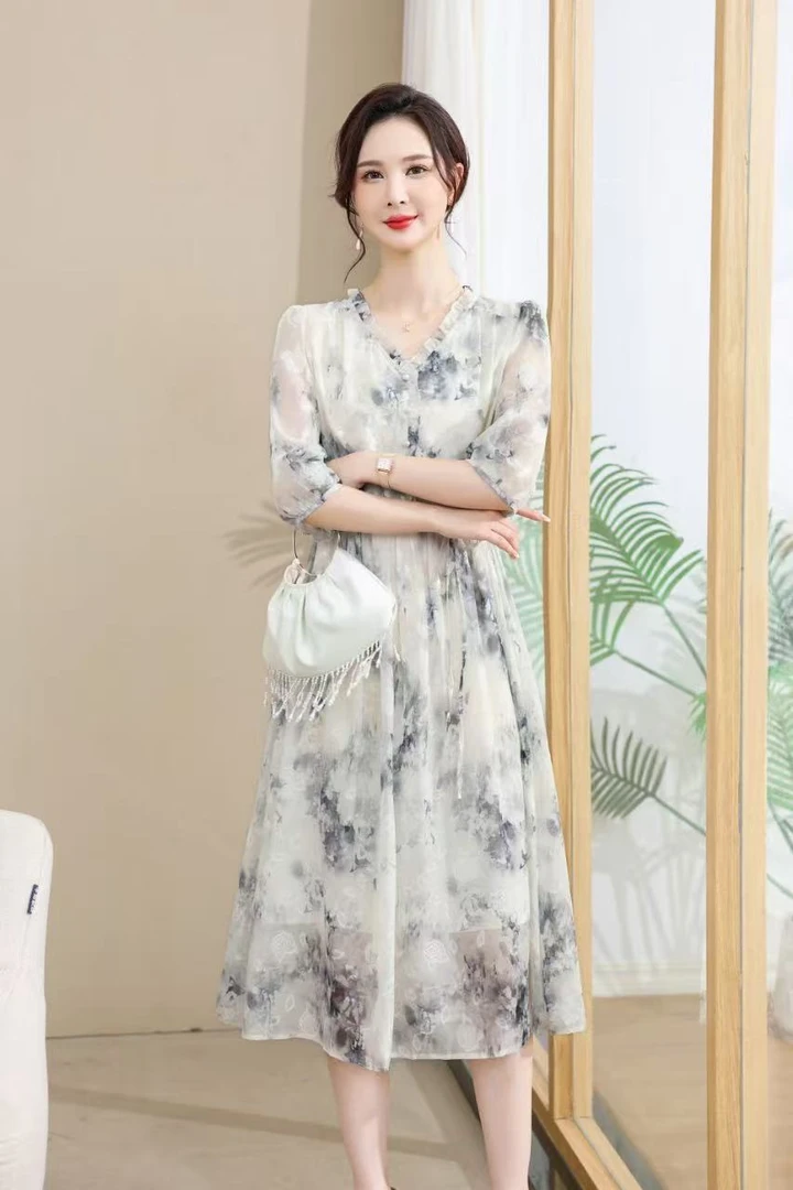 云【烟雨江南】新款洋气优雅夏季气质连衣裙时尚显瘦中长款裙子9857