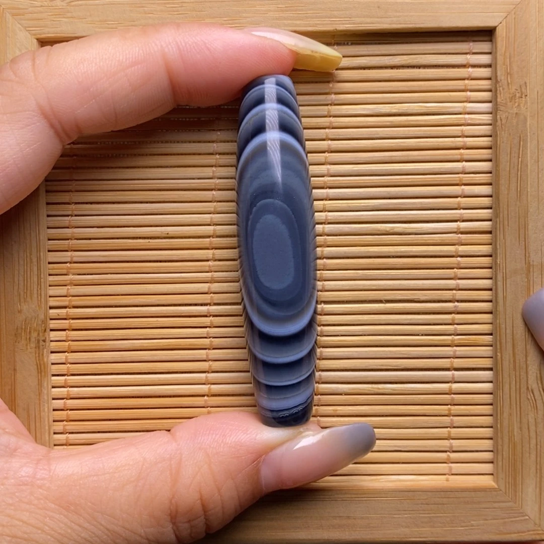 兰***）玛瑙/玉髓未镶嵌珠宝半成品