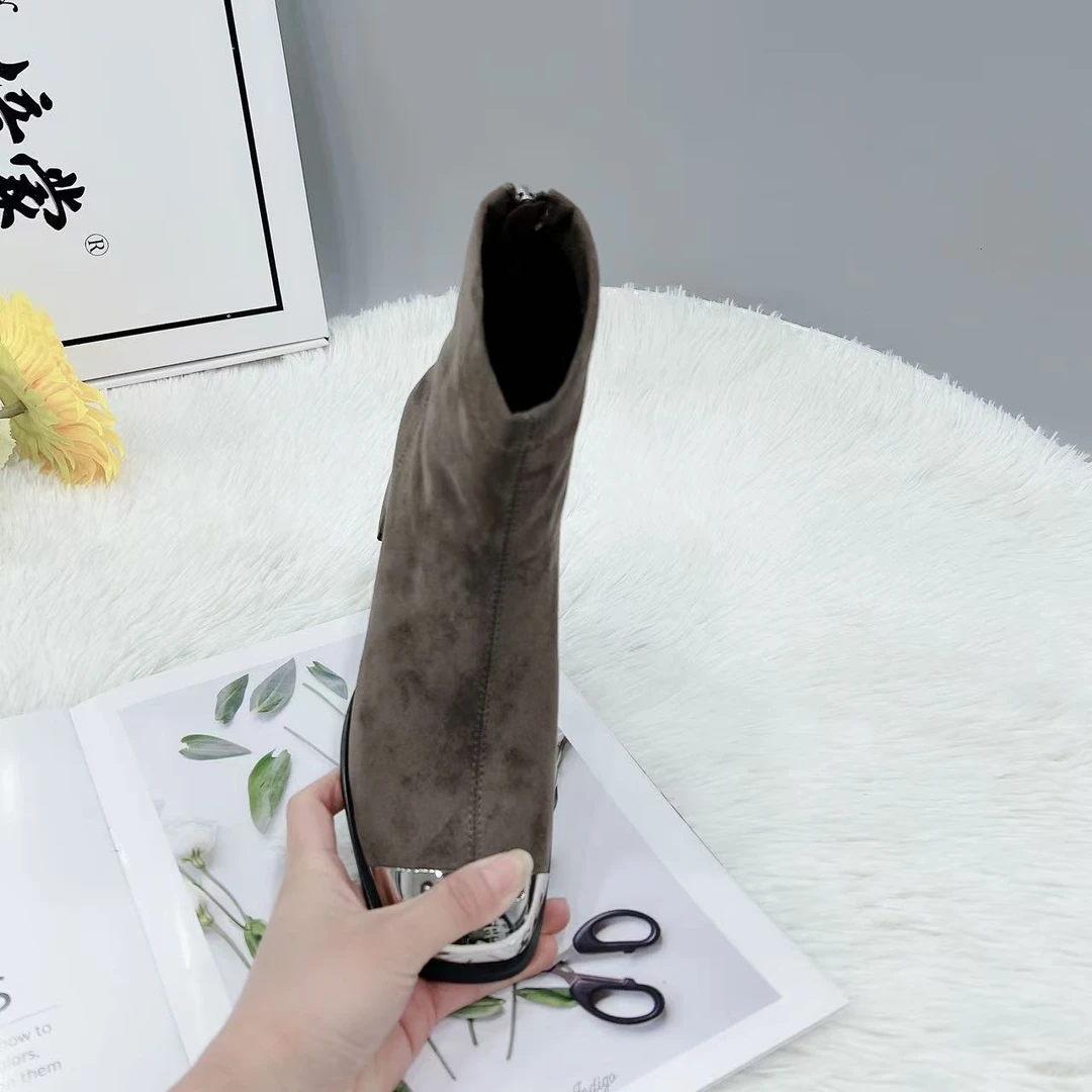 A0991-2   冬季新款时尚百搭粗跟方头气质绒面短靴