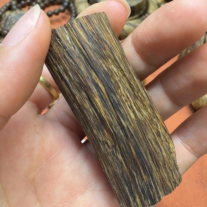 大叶紫檀（黑酸枝木类）