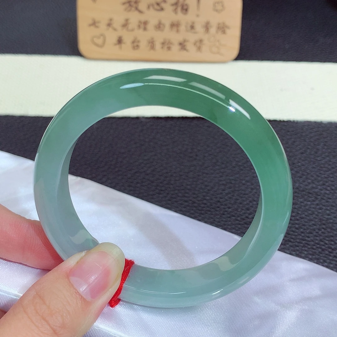 翡翠未镶嵌手镯3108