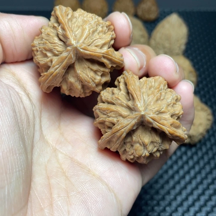 把件文玩核桃37盘山三棱
