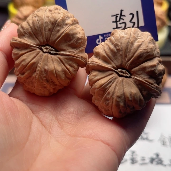 吊坠文玩核桃秦*文玩核桃把件31