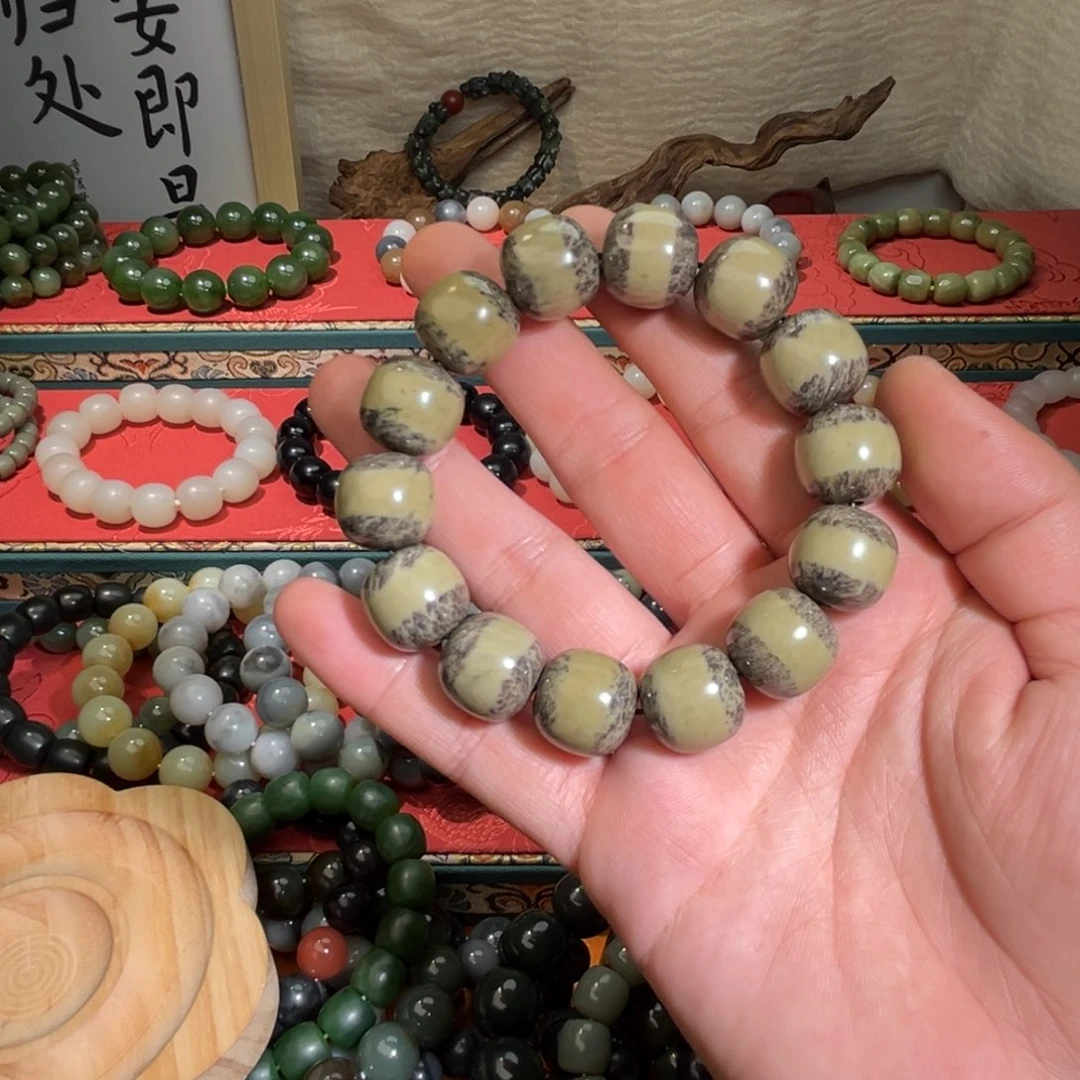 和田玉手链未镶嵌