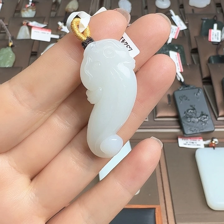和田玉吊坠(不含链)未镶嵌