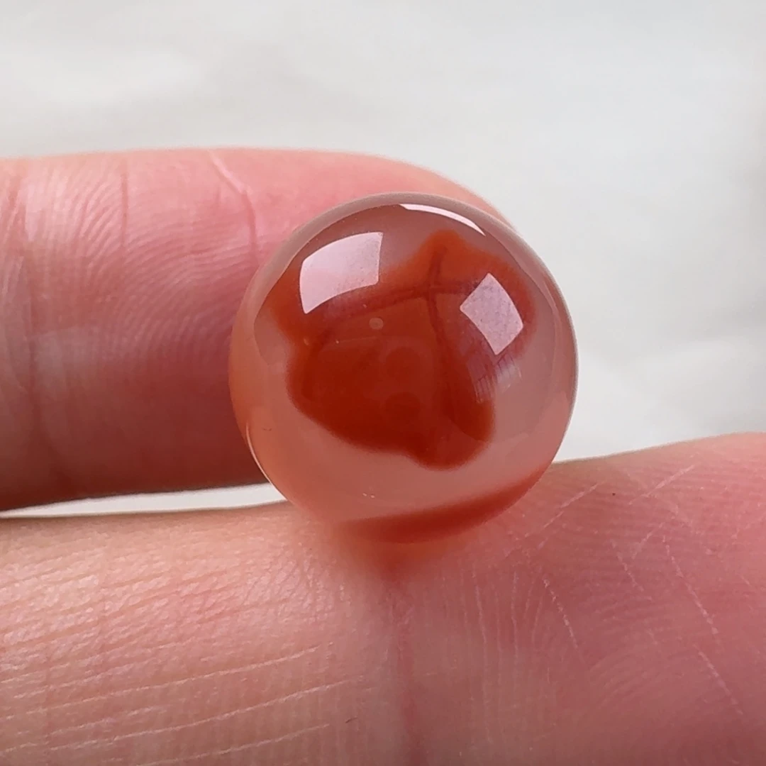 南红玛瑙未镶嵌冰飘圆珠12.6