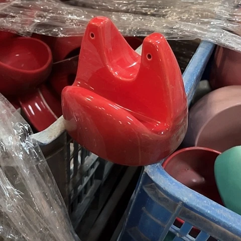 微瑕，不能明火，锅盖架拖釉针孔红