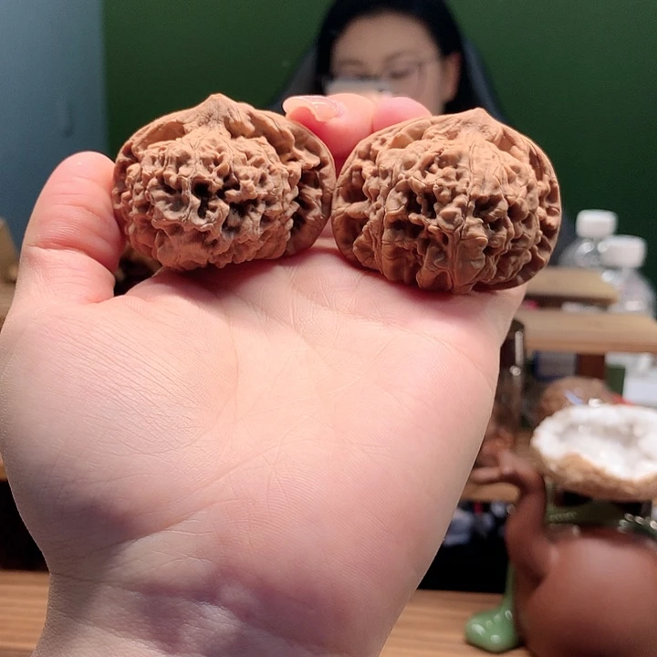 文玩核桃把件全品贝雷帽50