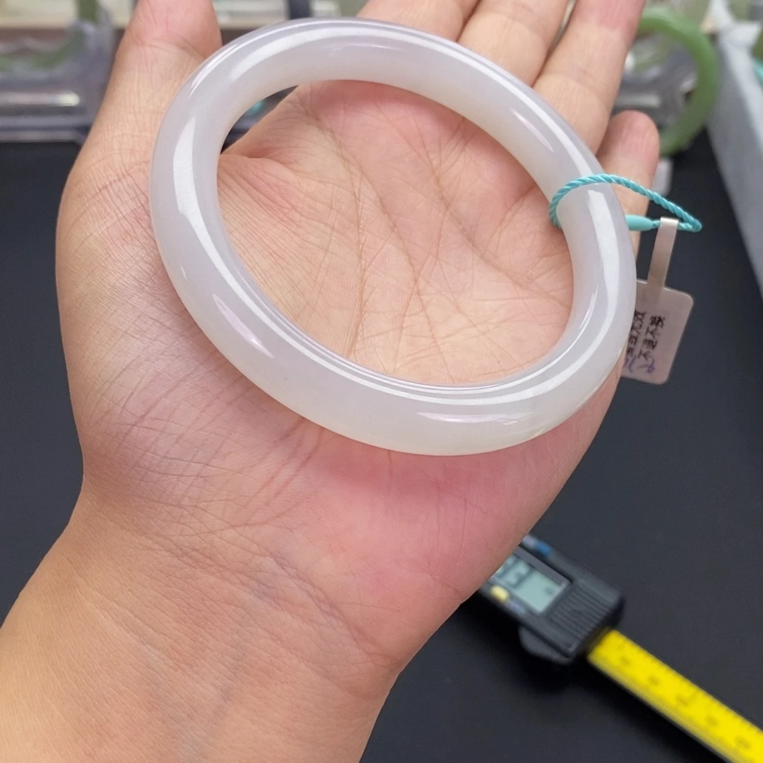 未镶嵌和田玉珠宝奇石和田玉手镯59