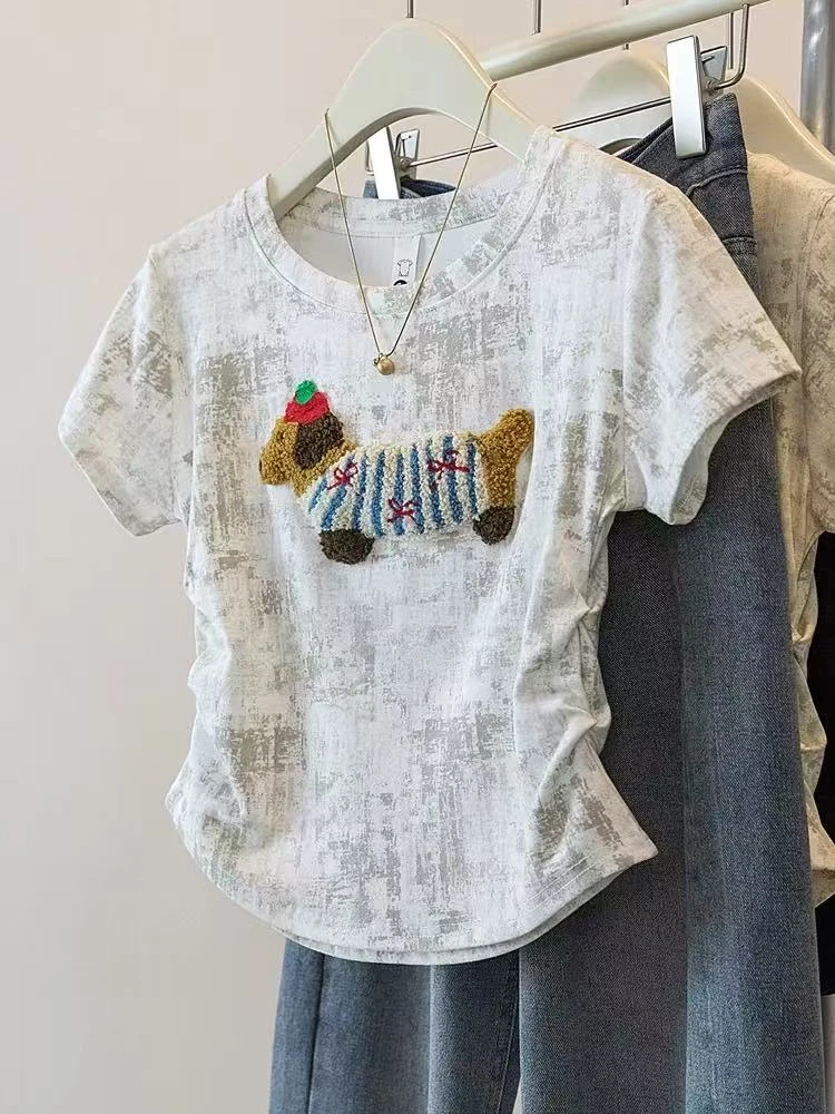 悦悦  28 减龄百搭女上衣2025新款修身简约小众设计感潮流简约T恤