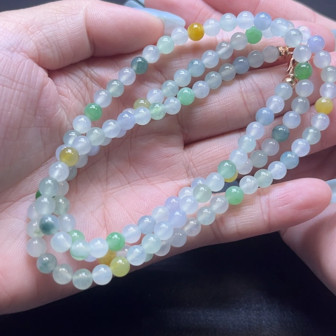 翡翠未镶嵌颈饰缅甸翡翠卡4.9