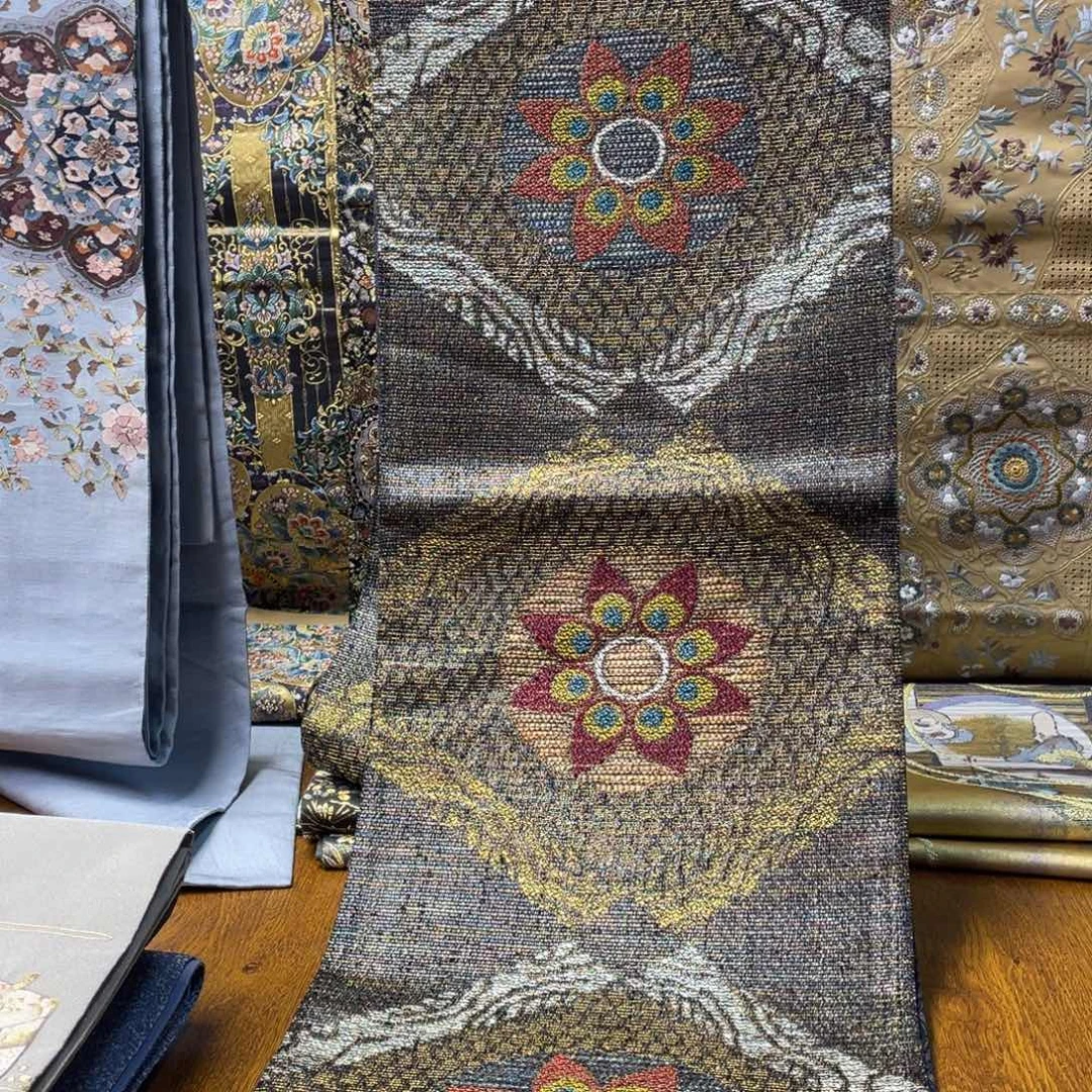 织绣彩金彩金彩金