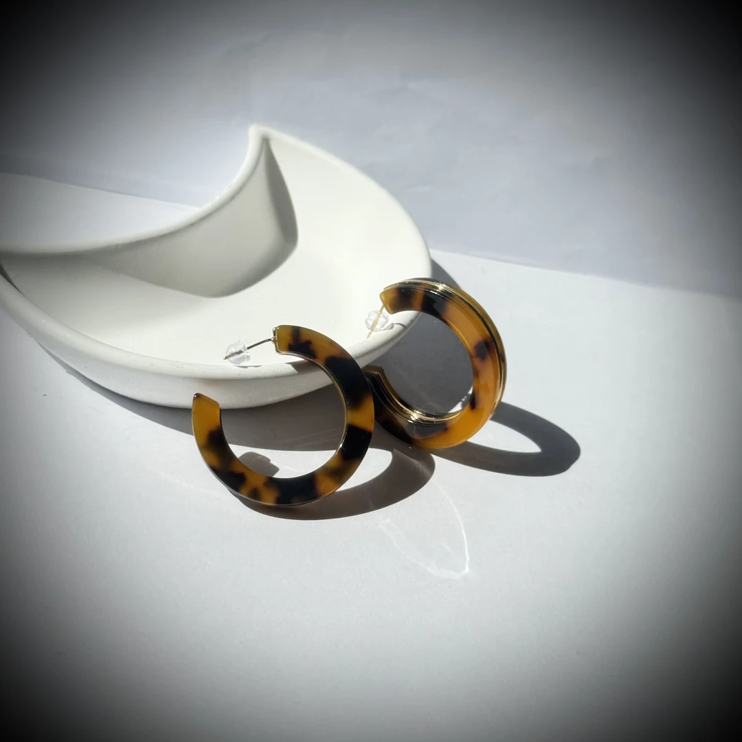 铜合金树脂耳饰 欧美法式复古大耳圈 个性小众琥珀色轻奢百搭耳环