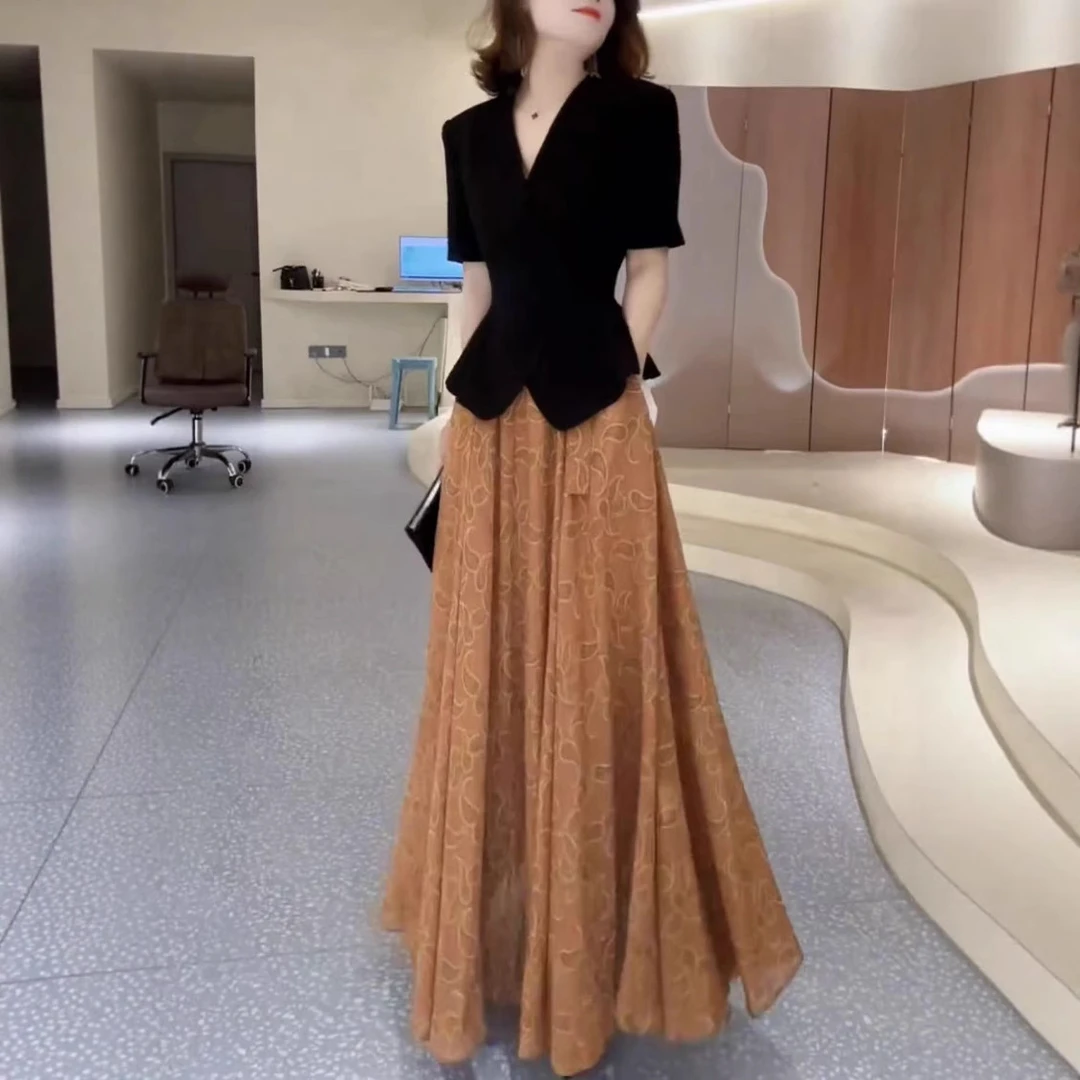 中年女装2025夏季新款御姐风收腰V领上衣时尚大摆半身裙女两件套