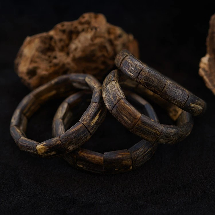 沉香【奇楠沉香手镯】轻奢款 男女款淡雅香  百搭饰品 多样性发一