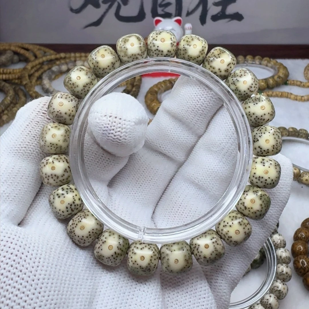 手串星月菩提11×10绿包白同枝  眼睛  271
