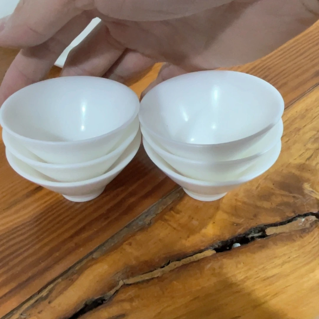 瓷片小微瑕。。。。。。。。。。。。。