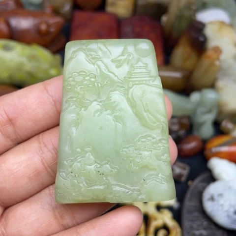 蛇纹石玉未镶嵌颈饰52