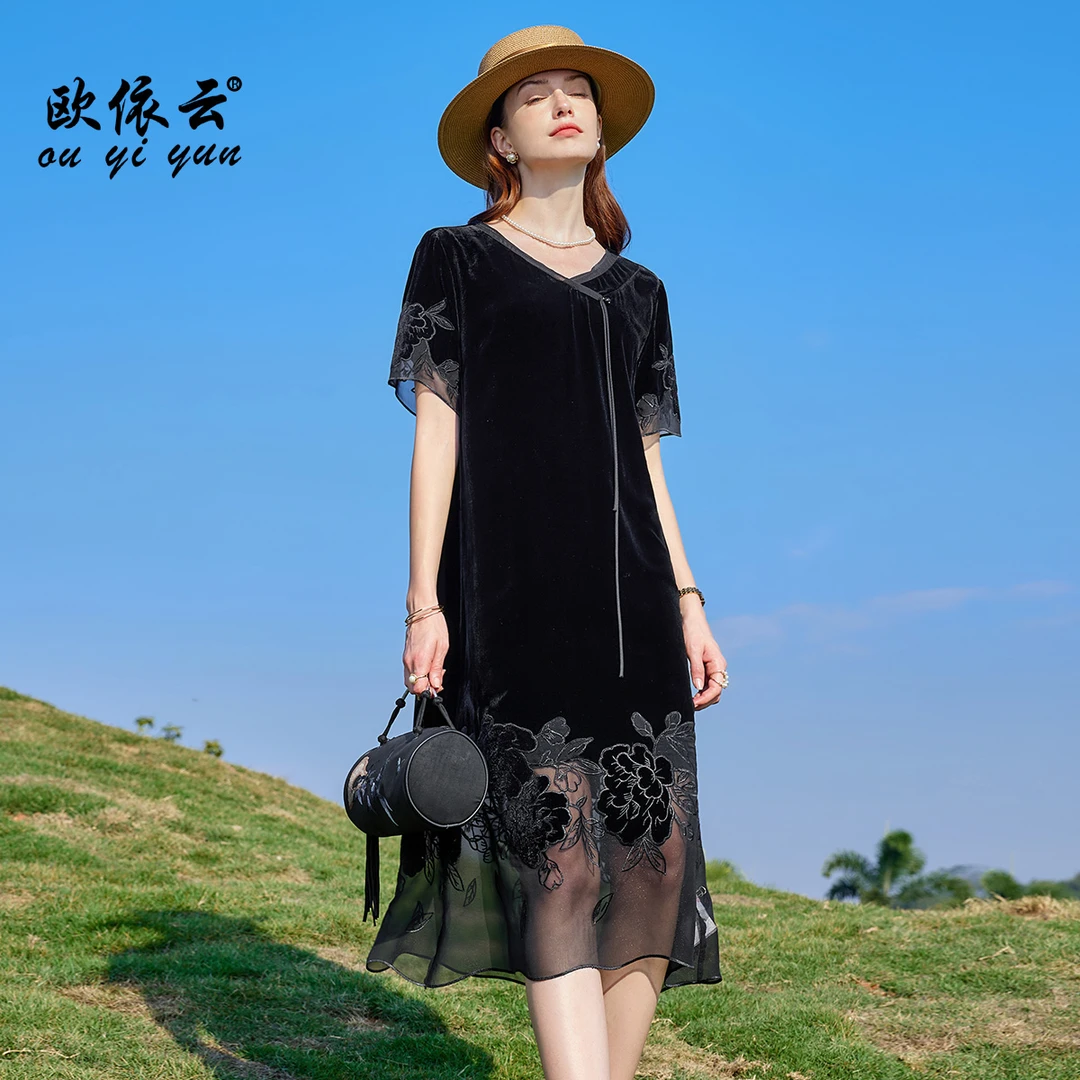 50735欧依云轻奢洋气长裙子显瘦中年女春夏网纱拼接桑蚕丝连衣裙