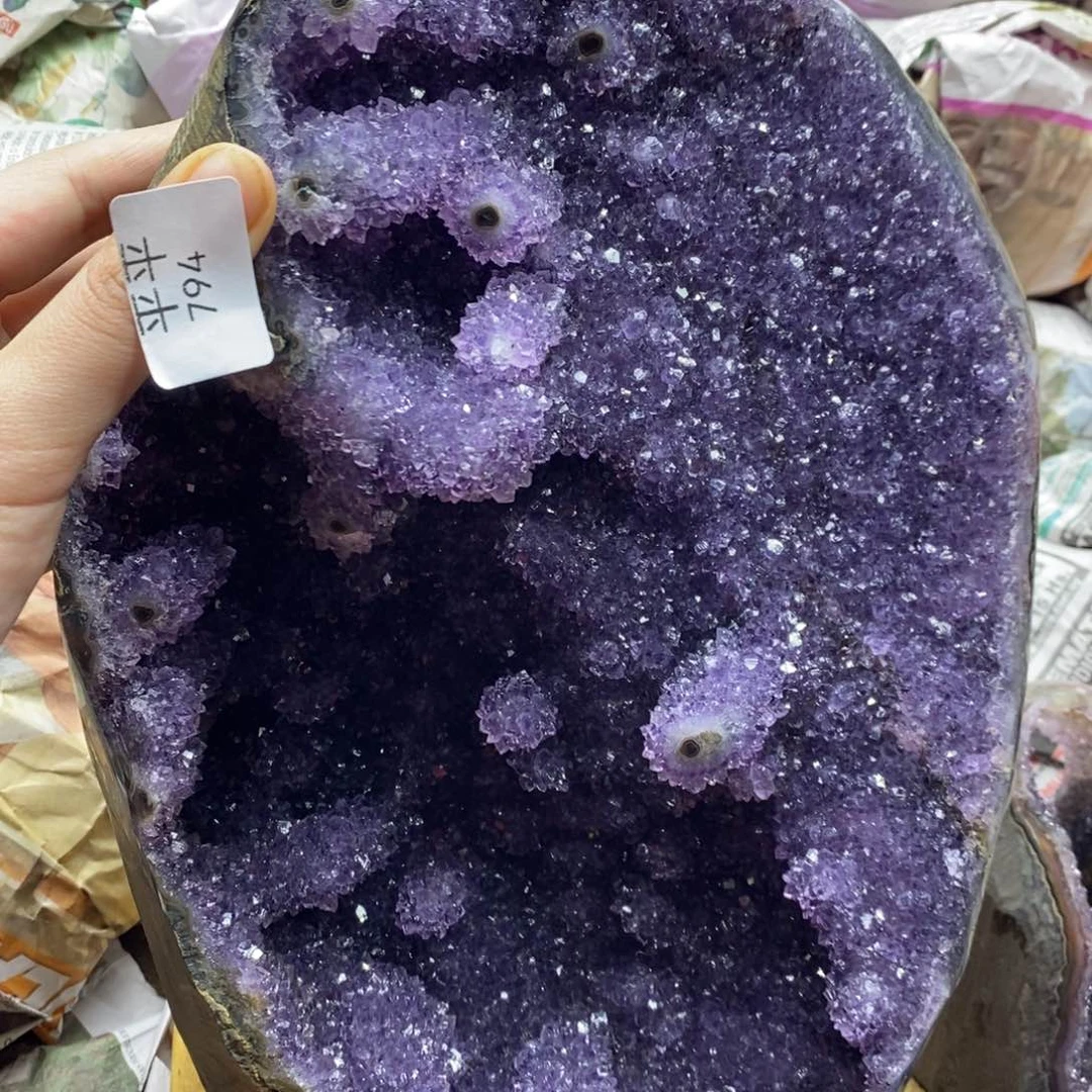 紫晶乌拉圭未镶嵌