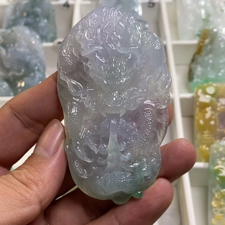 颈饰未镶嵌翡翠强**鱼龙