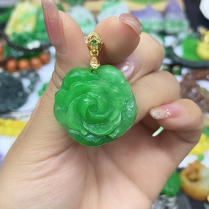 翡翠未镶嵌颈饰项链4