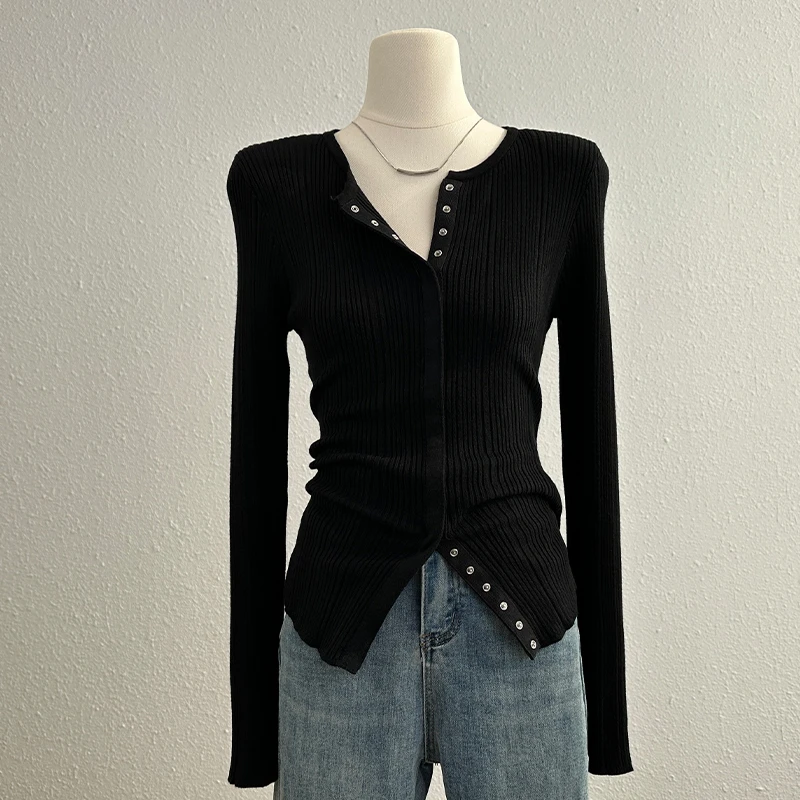 高级感针织长袖t恤女秋季时尚洋气修身百搭打底衫独特开衫上衣服