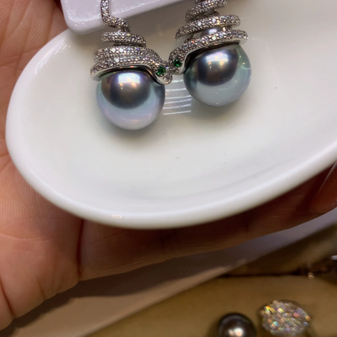 银S925镶嵌耳饰海水珍珠