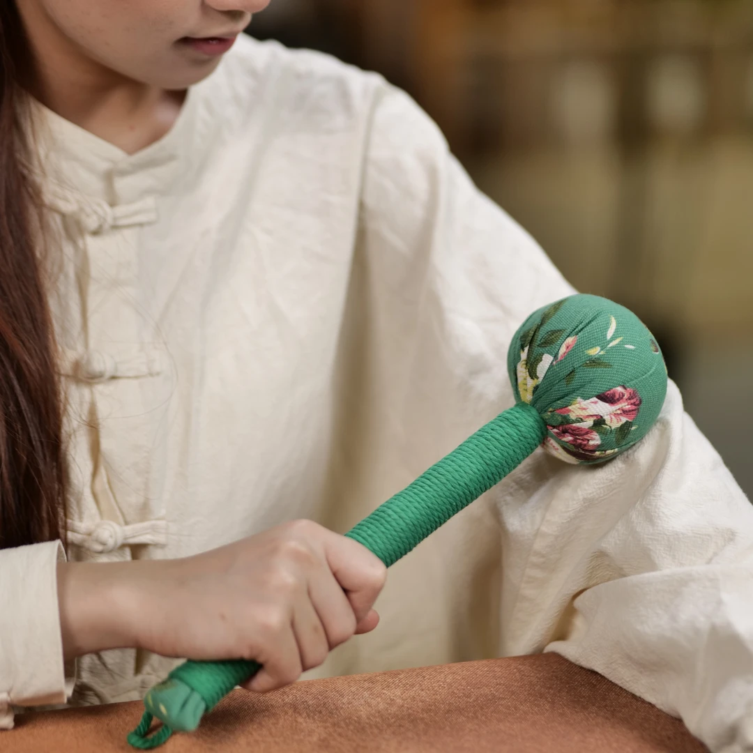 艾草锤肩颈颈椎按摩锤 家用 腰背部放松神器 敲打经络 拍打全身