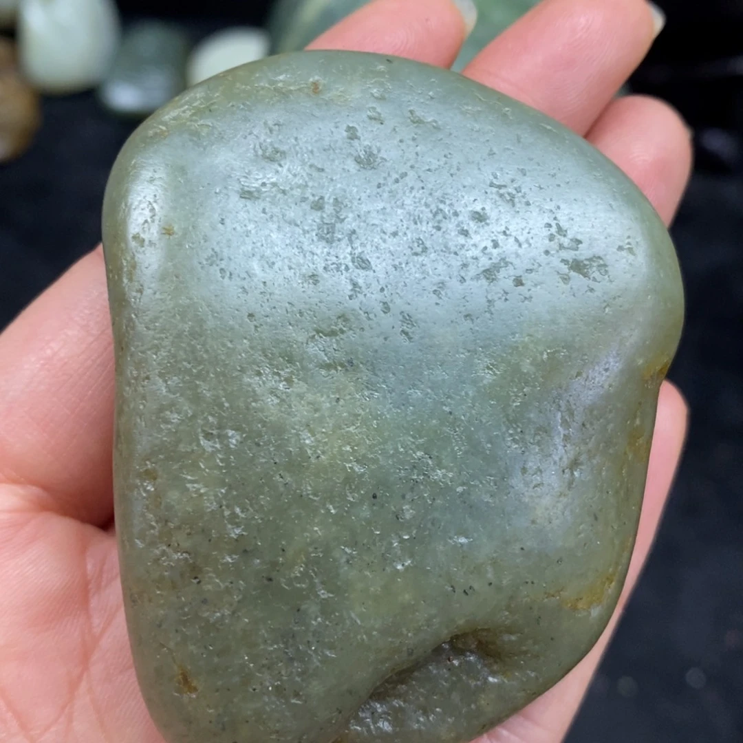 未镶嵌和田玉摆件