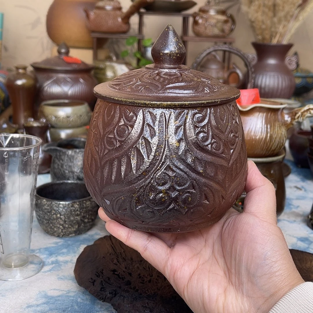 手工雕花莲花茶叶罐