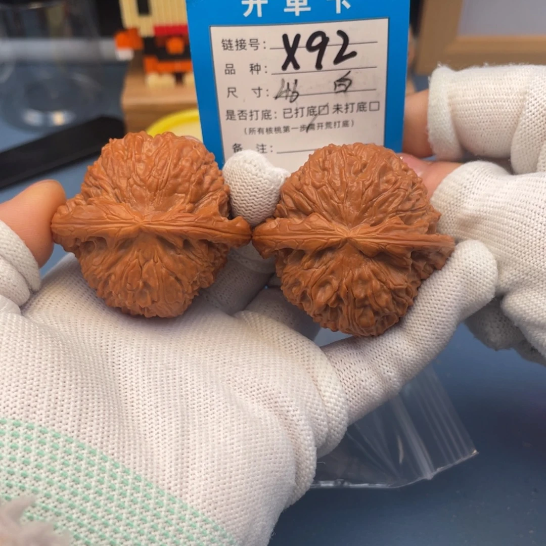 吊坠桃核文玩核桃