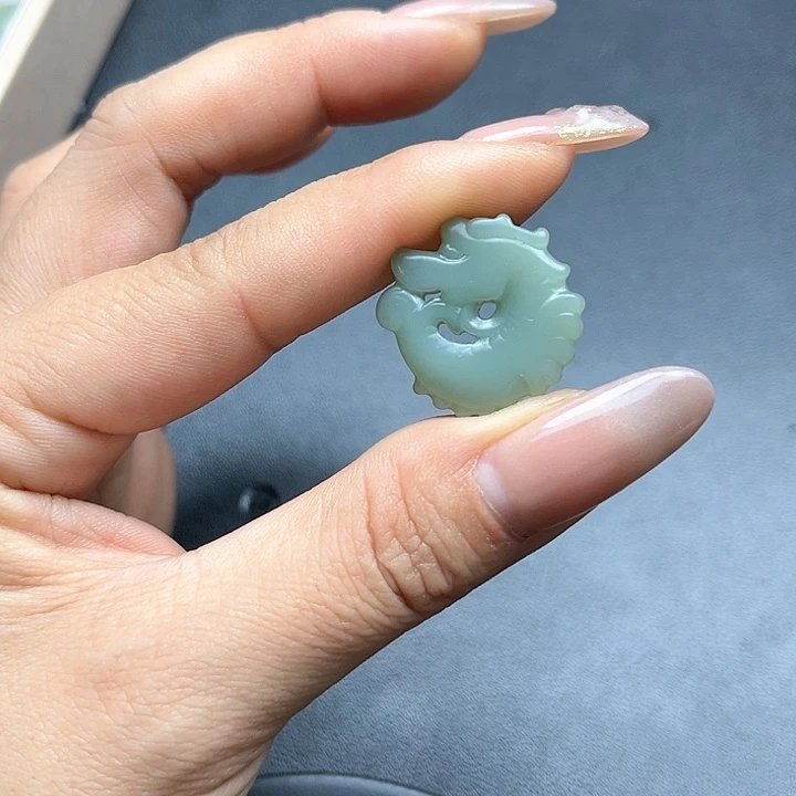 【闪购商品】颈饰未镶嵌和田玉
