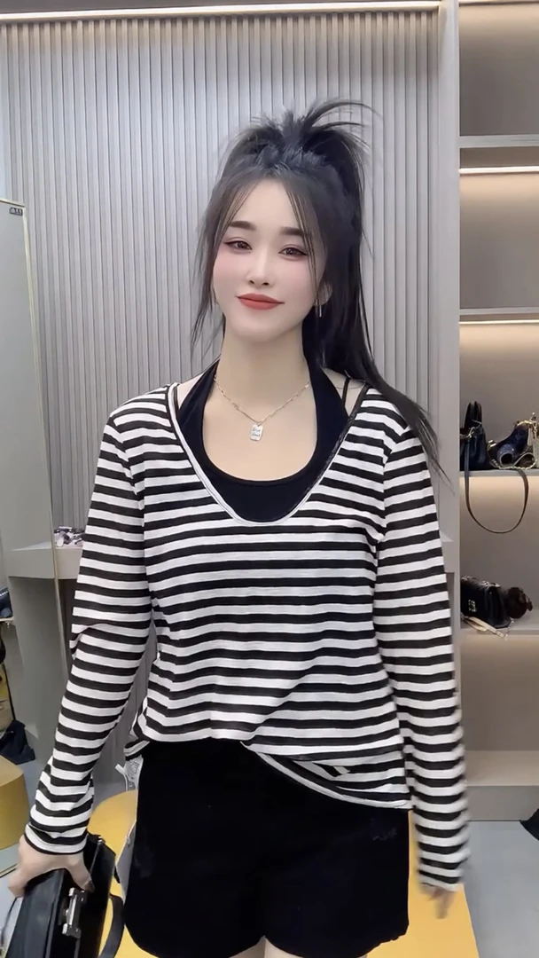 长袖条纹T恤打底衫显瘦上衣潮休闲百搭女装设计感洋气撞色两件套
