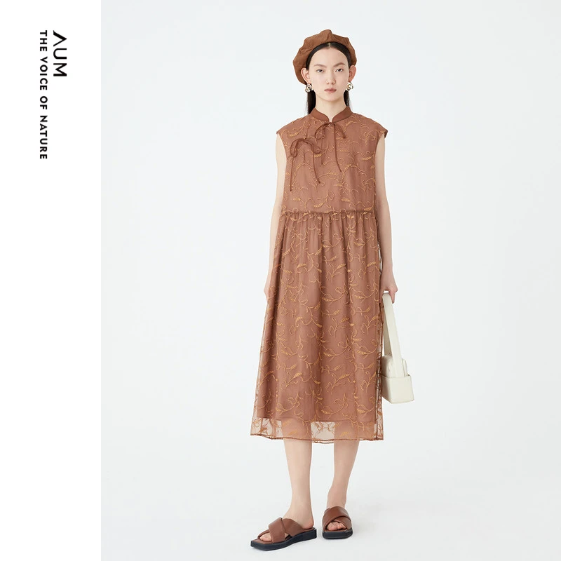 AUM/噢姆时尚复古气质春秋优雅连衣裙M1DE32216