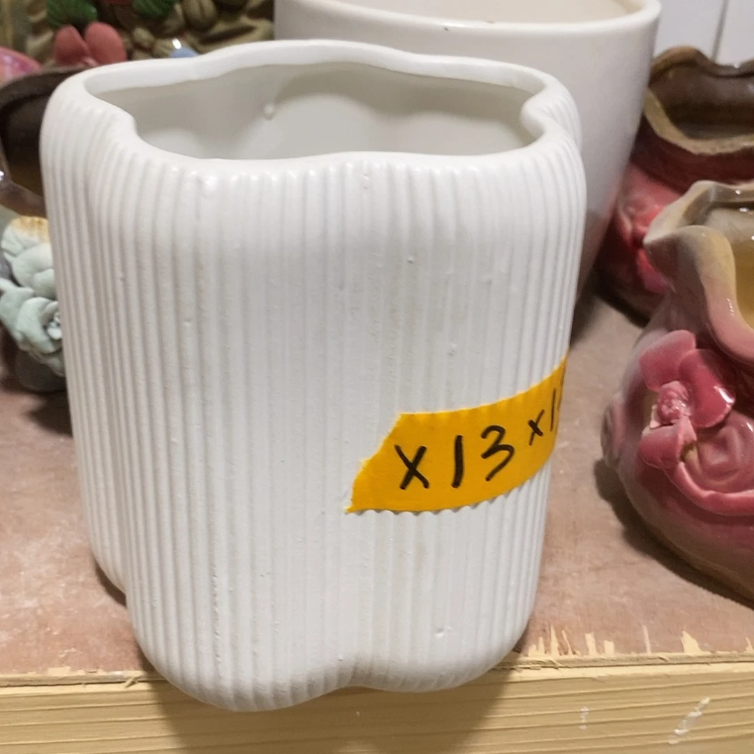 摆件陶盆有孔 瑕疵介意勿拍
