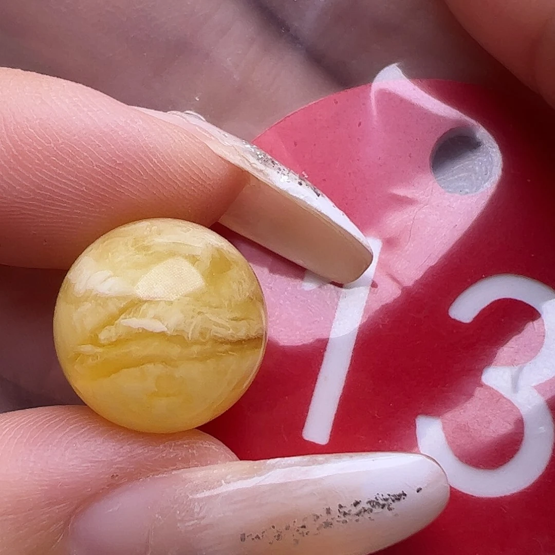 未镶嵌蜜蜡裸石微花粉13mm金瓷白圆珠