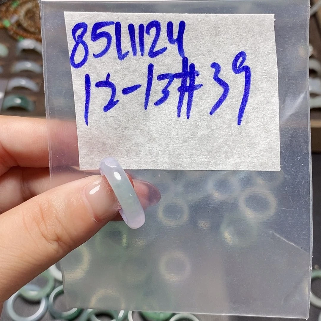 未镶嵌定制翡翠翡翠