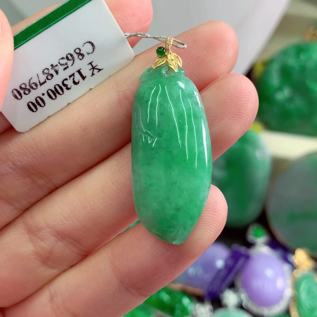 翡翠18K金镶嵌吊坠(不含链)