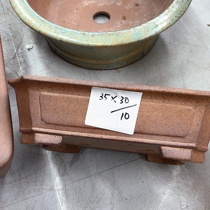 紫砂花盆紫砂的味道很浓