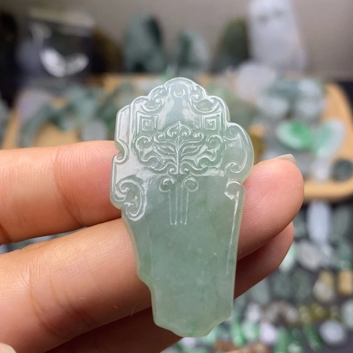 颈饰未镶嵌翡翠仿古牌