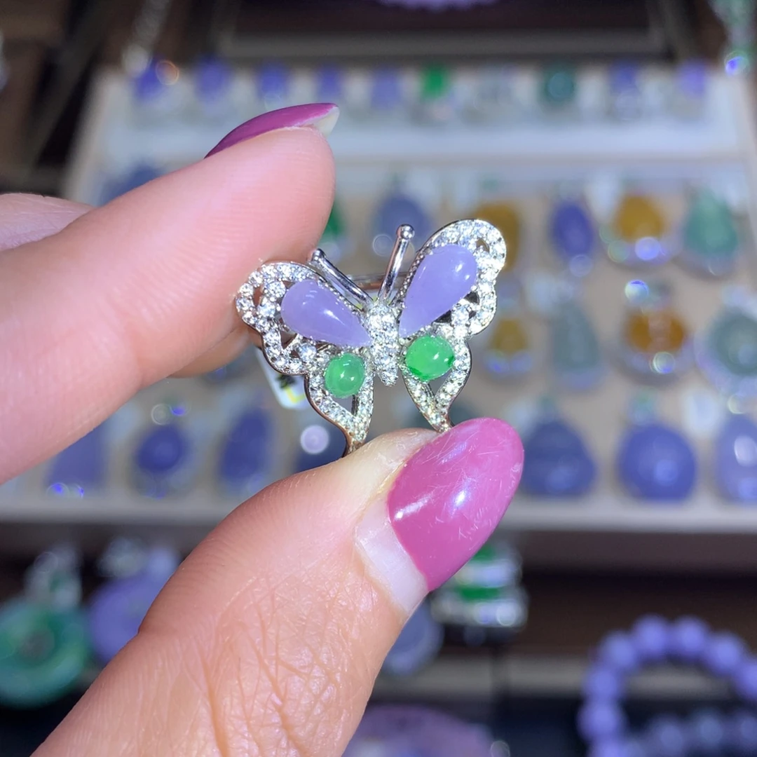 翡翠颈饰银S925镶嵌翡翠