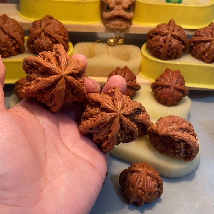 吊坠文玩核桃知***一