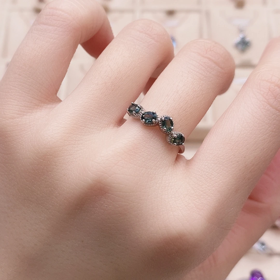 银S925镶嵌蓝宝石戒指戒指