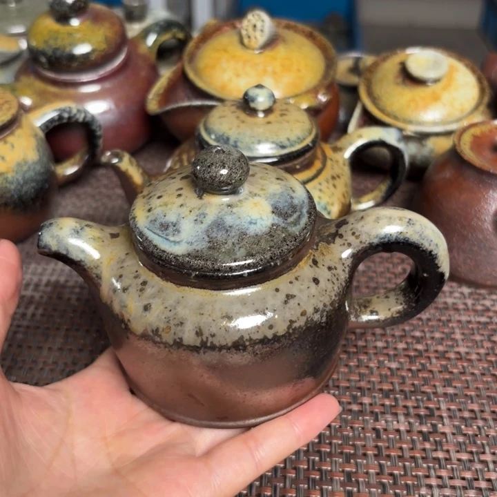 茶杯紫砂木*?冷色德钟
