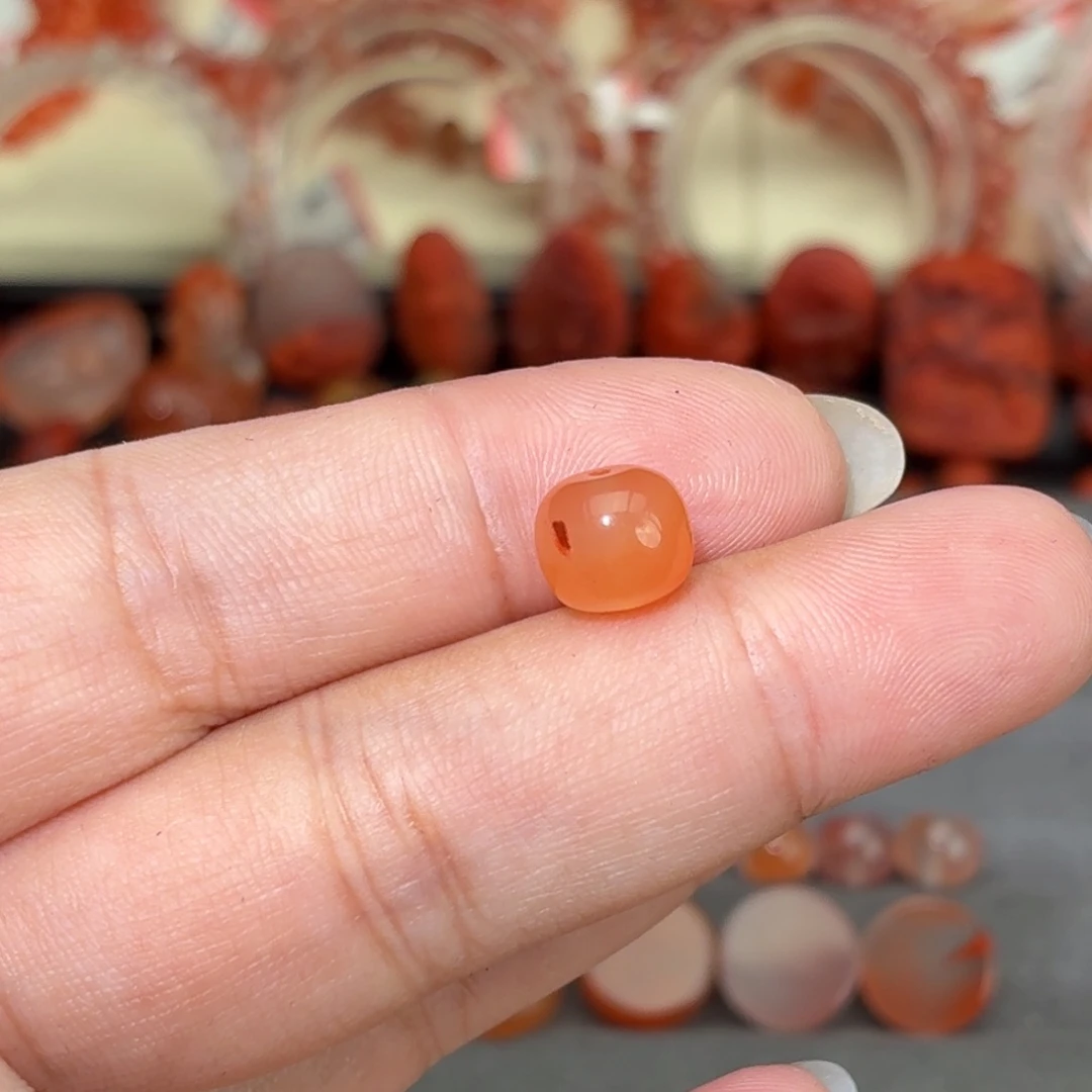 .***宇南红玛瑙未镶嵌颈饰8咪➕老型珠