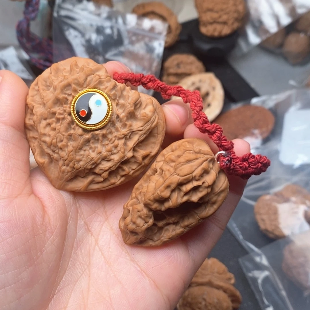 文玩核桃把件开*斗矛盾一套