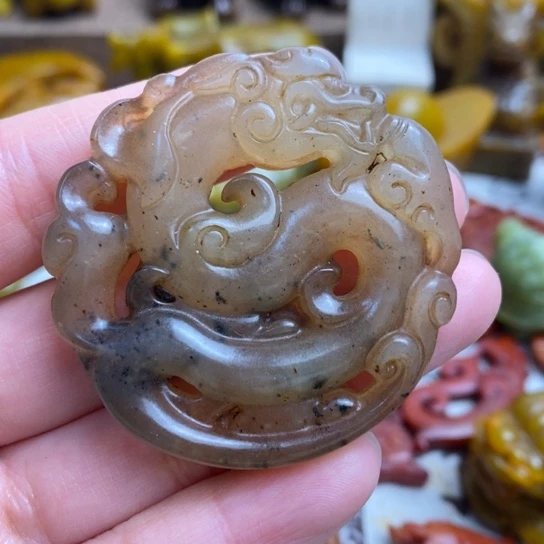 蛇纹石玉未镶嵌颈饰106