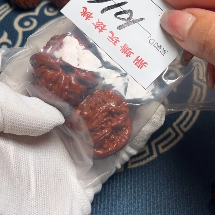 淡***。小洁文玩核桃44平谷元宝1016